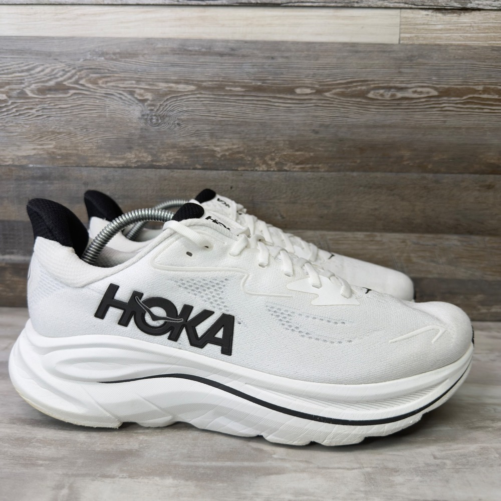Hoka One One Clifton 10 Running Shoes Mens 10.5 White Black 1162030 WBLC